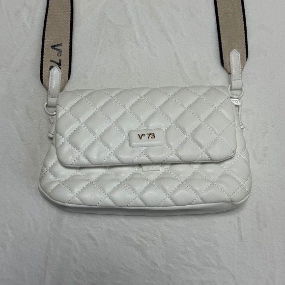 V°73 Handbags - V°73 Venezia Quilted Diamond Crossbody Bag‎